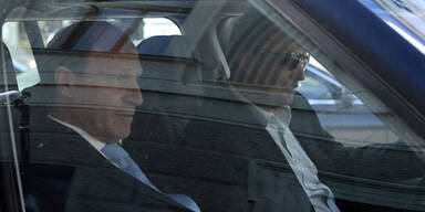 Schlaff blamiert Ausschuss