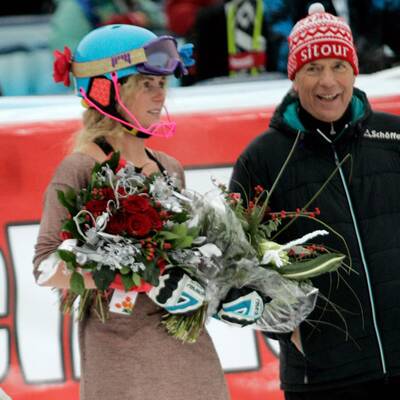 Sarah Schleper sagt im Minikleid bye-bye