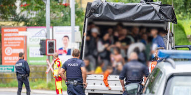 Im Kampf gegen Schlepper: Grenzkontrollen nach Tschechien