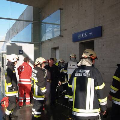 Teenager ließ sich in Schließfach sperren