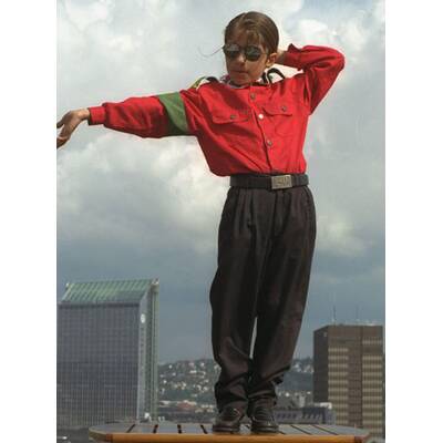 Ist Omer Bhatti der Sohn von Jackson?