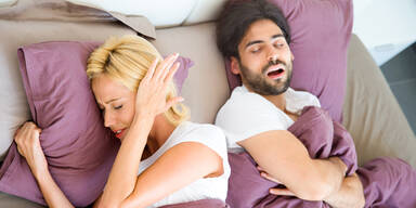 So stoppen Sie Schnarchen in 5 Minuten