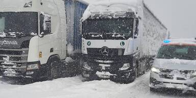 Tirol: Schneefall sorgte f&uuml;r Verkehrschaos