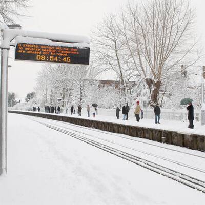 London versinkt im Schnee