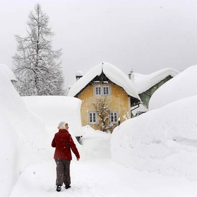 Österreich versinkt im Schnee