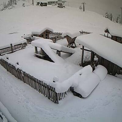 Die Edelweissalm - tief verschneit