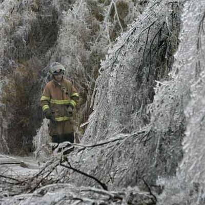 Ausnahmezustand nach Schneestürmen in USA