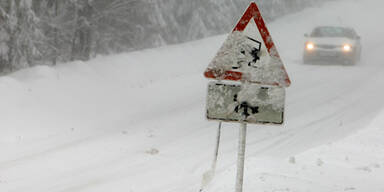 schnee_fahrbahn_