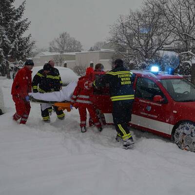 Österreich versinkt im Schnee
