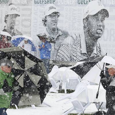Schneesturm stoppt Golfturnier in der Wüste