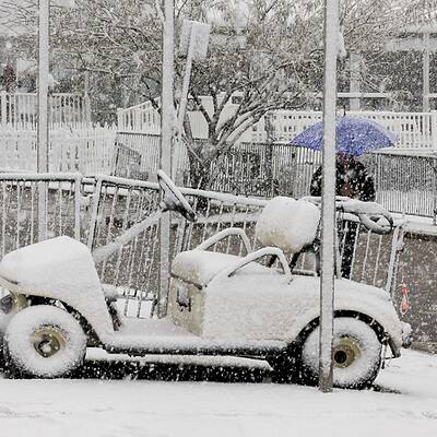 Schneesturm stoppt Golfturnier in der Wüste