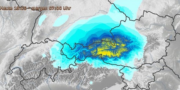 Schnee sorgt für Crash-Chaos