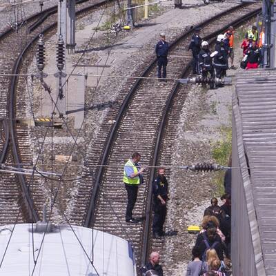 Alles steht nach Oberleitungsschaden