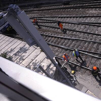Alles steht nach Oberleitungsschaden