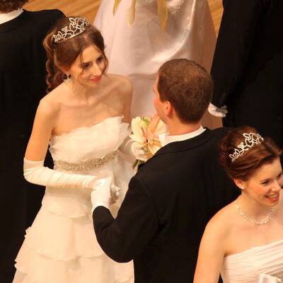 Gloria Burda eröffnet