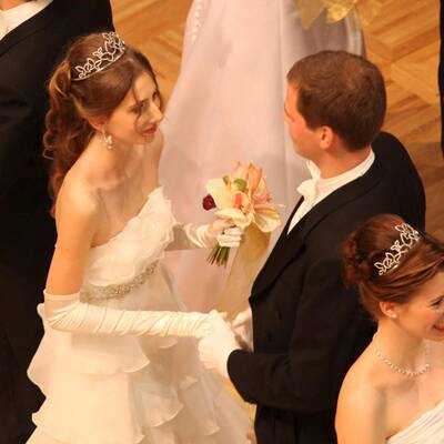 Gloria Burda eröffnet