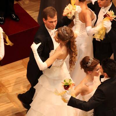 Gloria Burda eröffnet