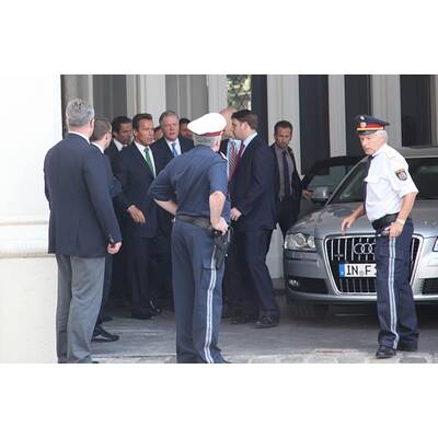 Arnold Schwarzenegger in Wien gelandet