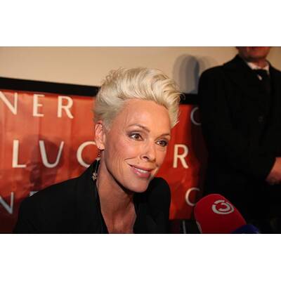 Brigitte Nielsen in der Lugner City