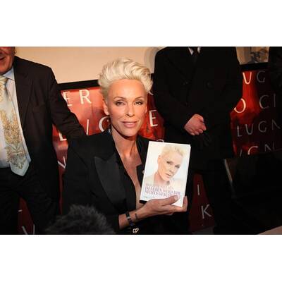 Brigitte Nielsen in der Lugner City