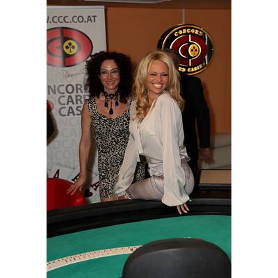 Lugner-Gast Pam verzwaubert Wien