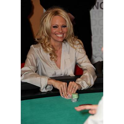 Lugner-Gast Pam verzwaubert Wien