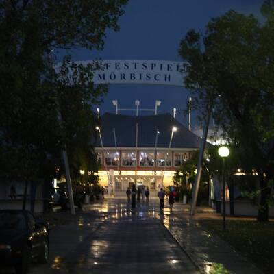 Regen-Chaos in Mörbisch