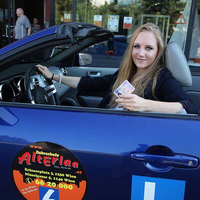 Die stolze Baumeister-Tochter.