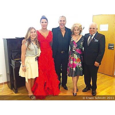 Traumpaar: Netrebko & Schrott