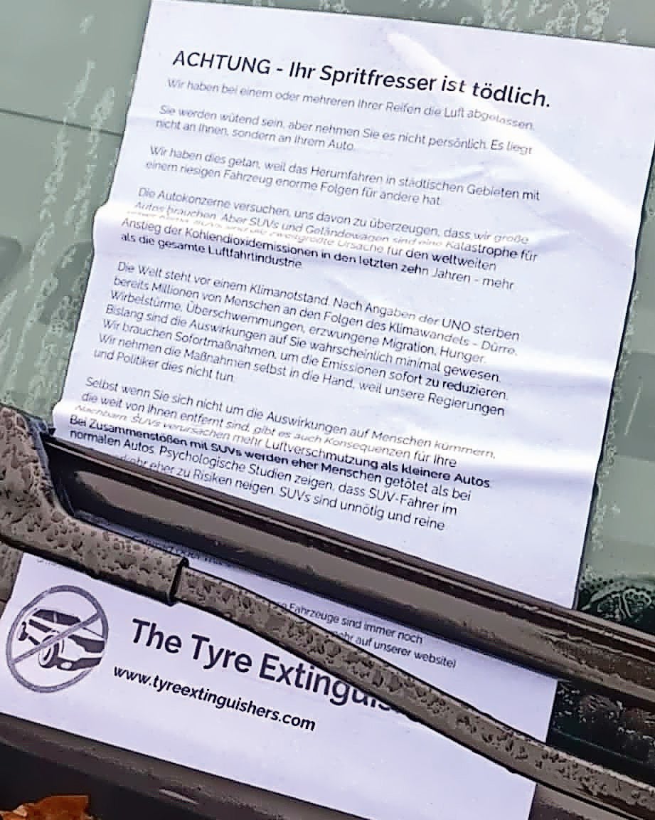 SUVs Reifen zerstochen