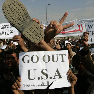 Der Schuh wird zum Symbol des Widerstandes