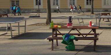 Schulh&ouml;fe &ouml;ffnen in den Ferien.