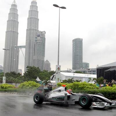 Schumis PR-Show in Malaysia