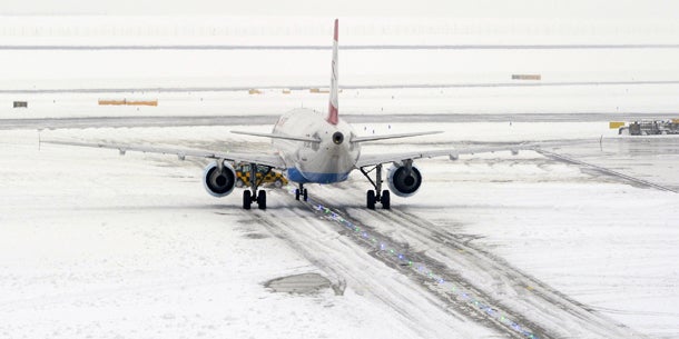 Schnee-Chaos: 4 Tote, mehr als 30 Verletzte