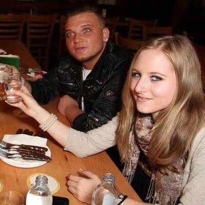 Superstar Menowin im Schweizerhaus