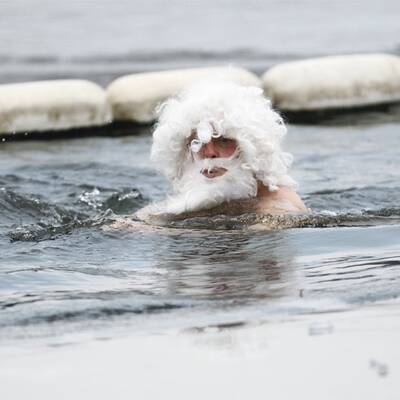 Weihnachtsschwimmen in Berlin