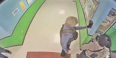 Neue Videos zeigen Polizei-Versagen bei Schulmassaker