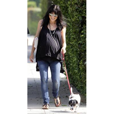 So sehen die Stars beim Gassigehen aus