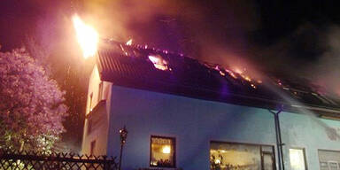 Großbrand in Harmonika-Fabrik 