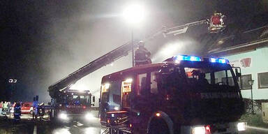 Großbrand in Harmonika-Fabrik 