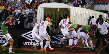 Serbien-Albanien nach Schlägerei abgebrochen