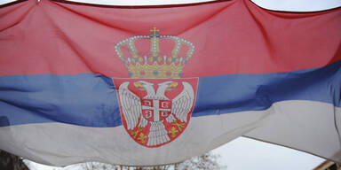 Serbische Flagge
