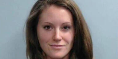 Sex-Lehrerin vergewaltigte 15-J&auml;hrigen