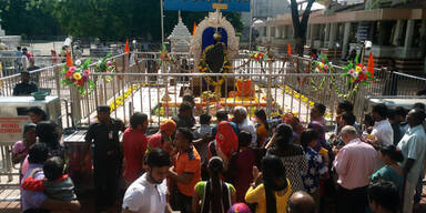 Frauen fordern Gebetsrecht in Hindu-Tempeln