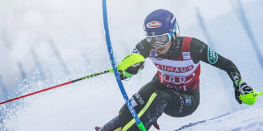 Shiffrin &uuml;berfl&uuml;gelt Ingemar Stenmark