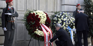 Wien: Peres gedenkt den Holocaust-Opfern