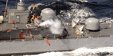 Fischkutter versenkt Kriegsschiff