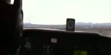 Passagier filmt Flugzeug-Notlandung