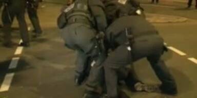 Rockerkrieg in Bremen - Massenschl&auml;gerei