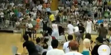 Massenschl&auml;gerei bei Freudschaftsspiel